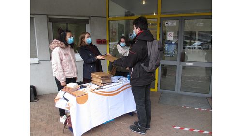 FORUM Pagora : sous les masques, les sourires